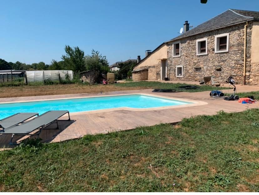 Swimming pool of Country house for sale in A Pobra do Brollón   with Heating, Private garden and Parquet flooring