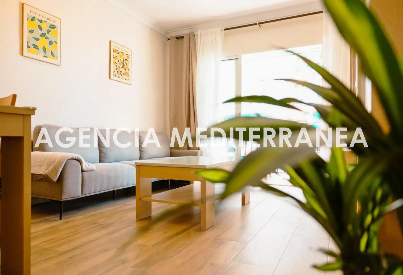 Piso con terraza en venta en NEPTUNO