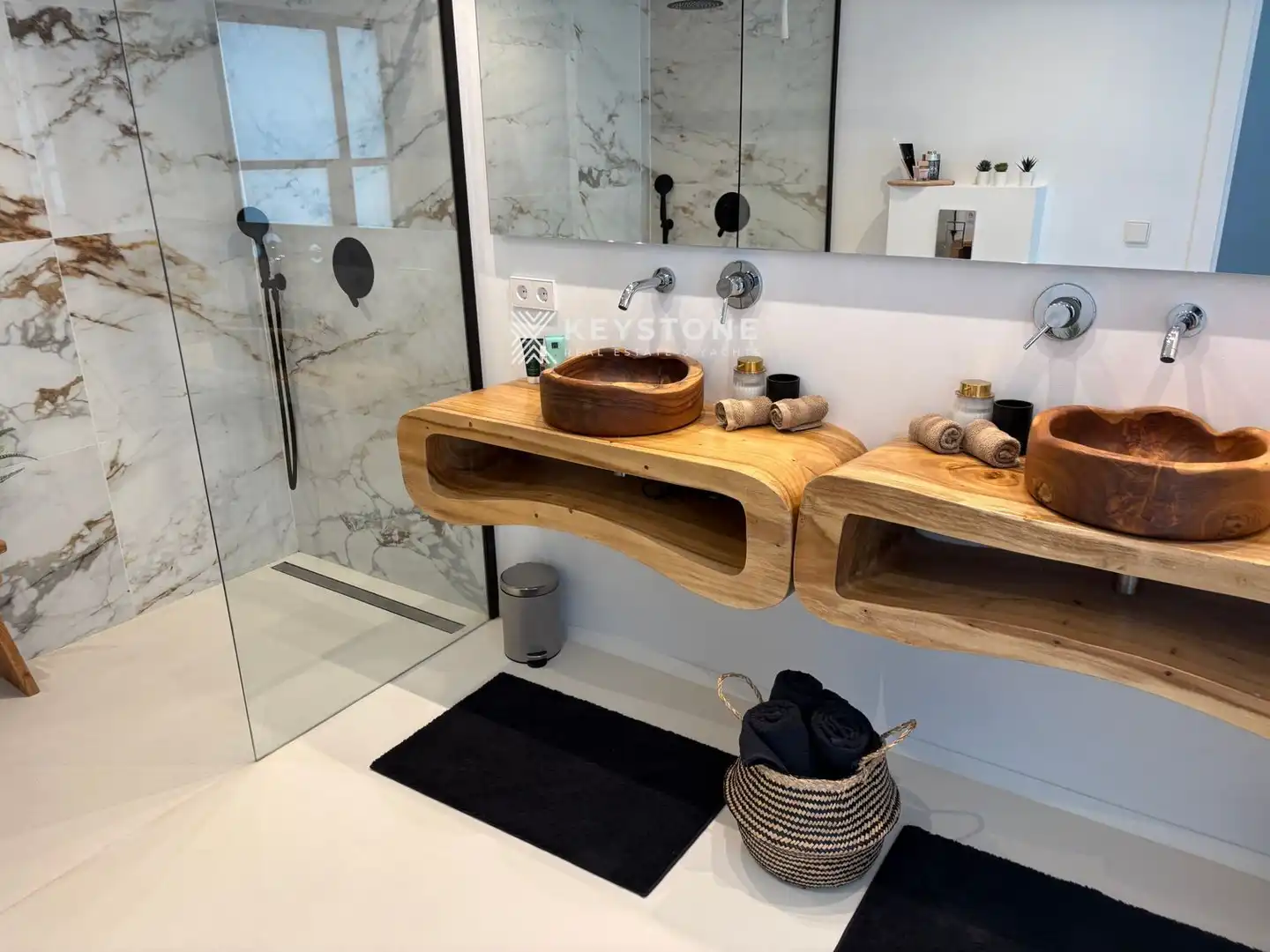 Bathroom of Houses for rent in Calvià  with Air Conditioner, Terrace and Storage room