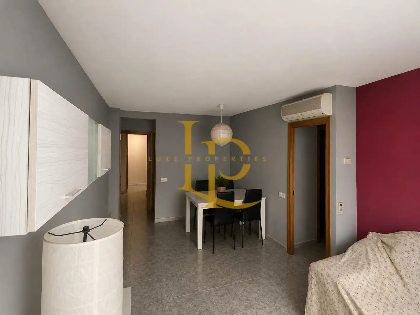 Schlafzimmer von Wohnung zum Verkauf in Rubí mit Klimaanlage, Heizung und Möbliert