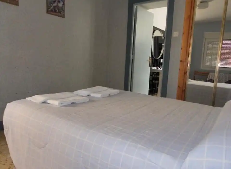 Habitación de Edificio en venta en Laredo