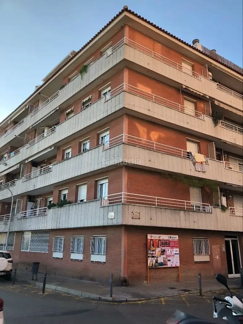 Vista exterior de Piso en venta en Vilassar de Mar con Calefacción y Terraza