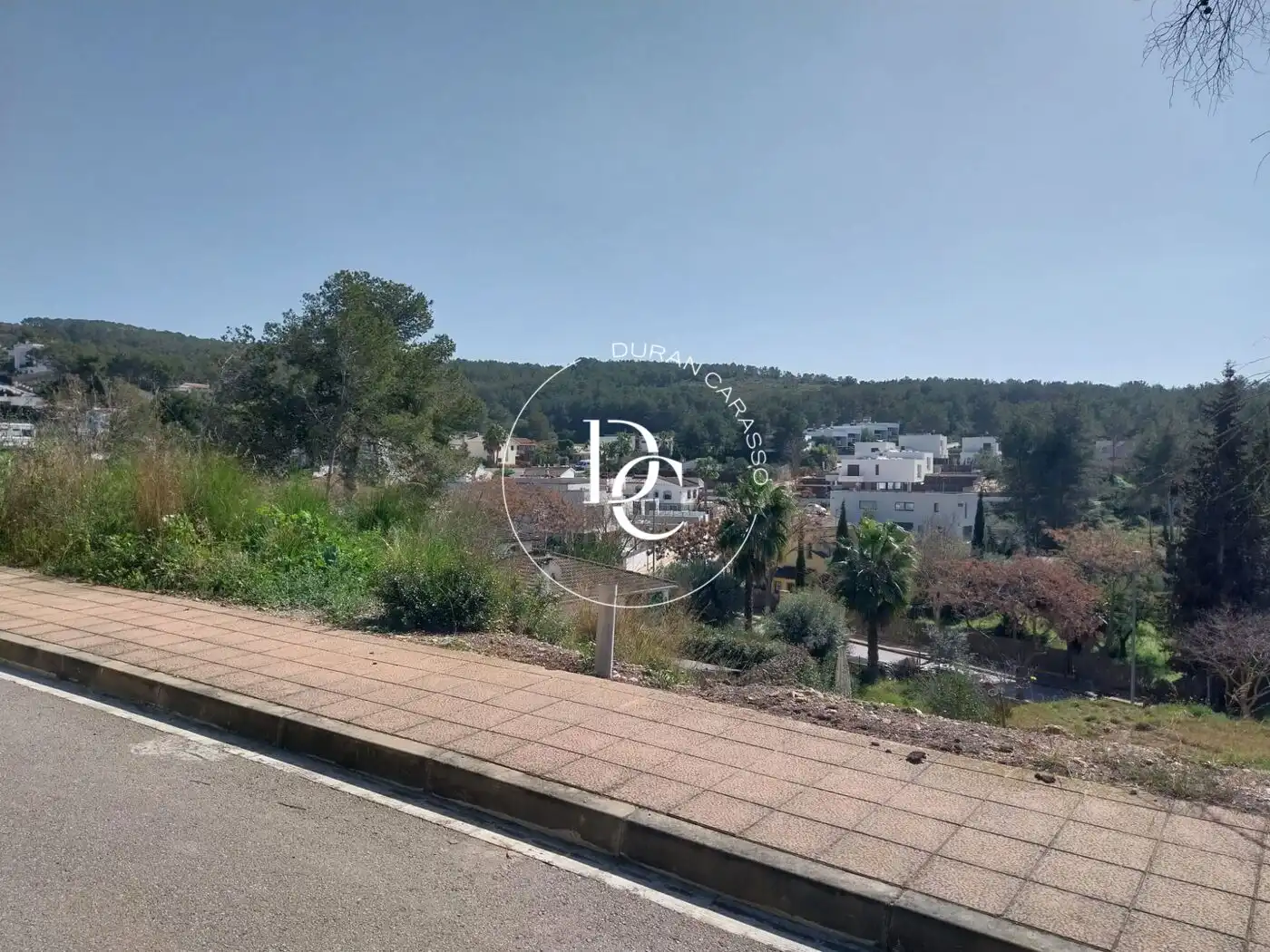 Terrenys i solars en venda a Carrer de l'Om