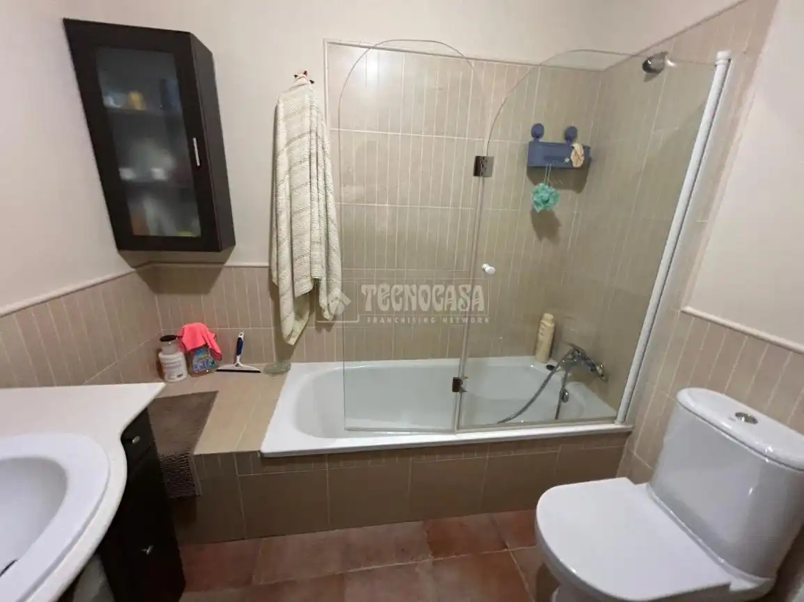 Badezimmer von Wohnung zum Verkauf in Ayamonte