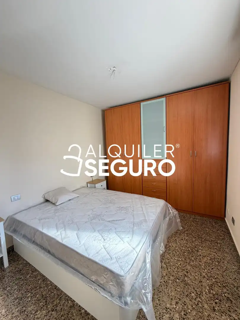 Dormitori de Àtic de lloguer en Burriana / Borriana amb Aire condicionat, Calefacció i Moblat