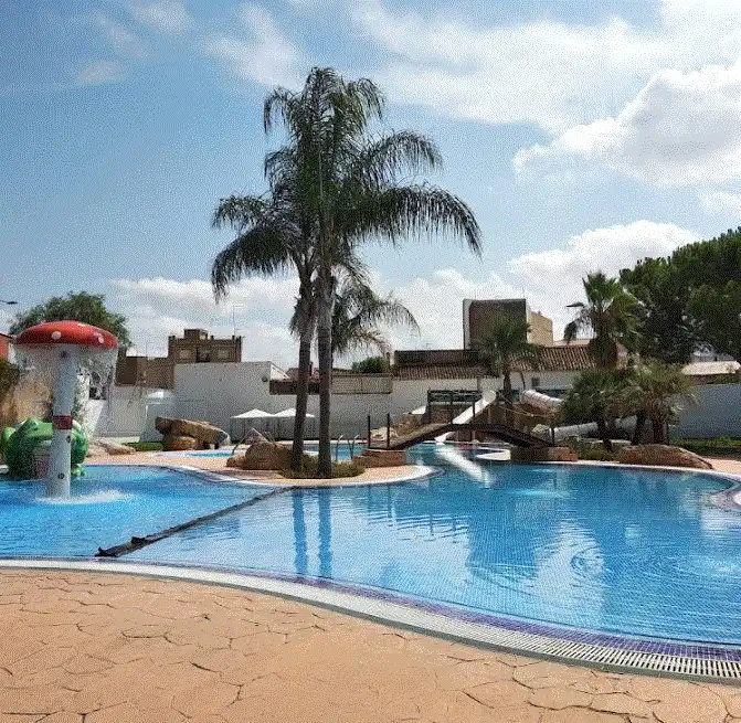 Piscina de Casa o xalet en venda en Aldaia amb Aire condicionat, Calefacció i Parquet
