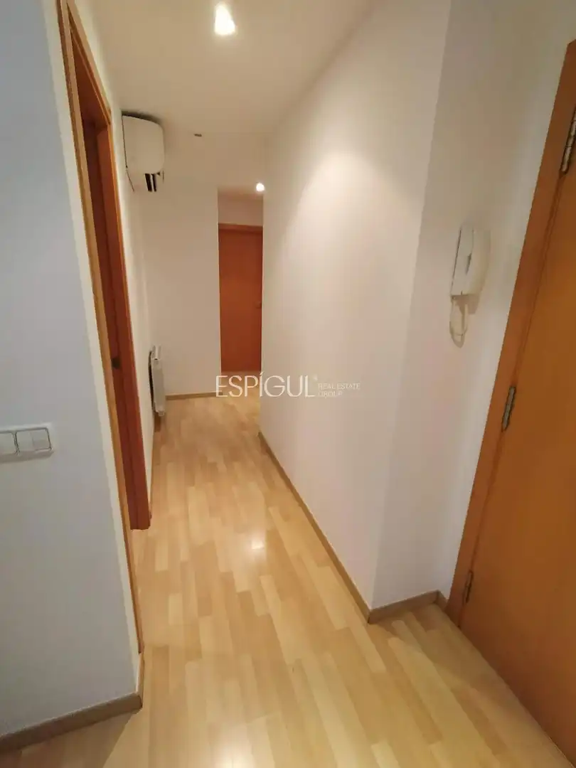 Maisonette zum Verkauf in Girona mit Klimaanlage, Heizung und Parkett