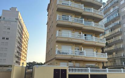 Exterior view of Flat for sale in Guardamar del Segura  with Furnished, Oven and TV