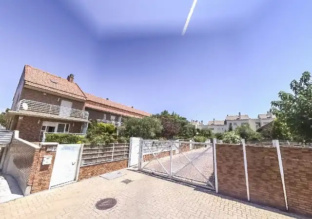 Vista exterior de Casa o xalet en venda en Zaragoza