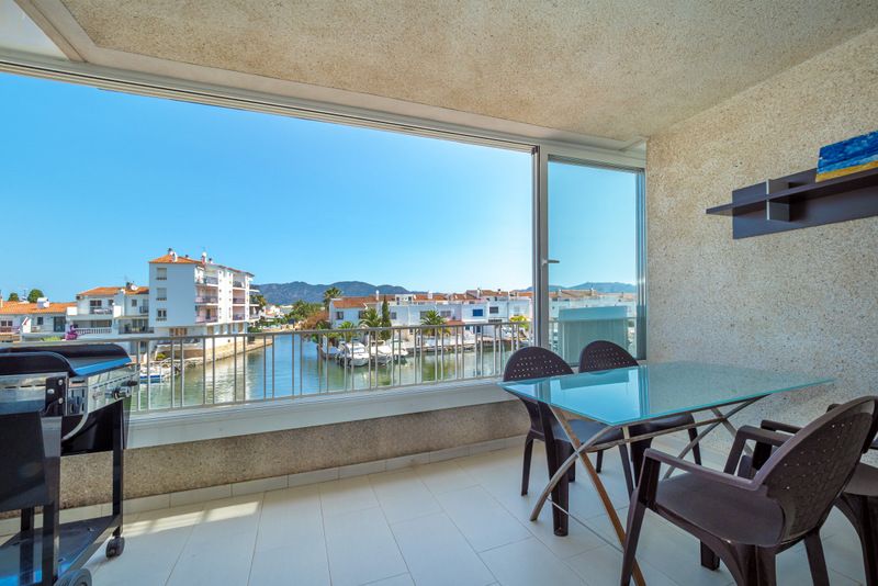 Terrassa de Apartament en venda en Empuriabrava amb Terrassa