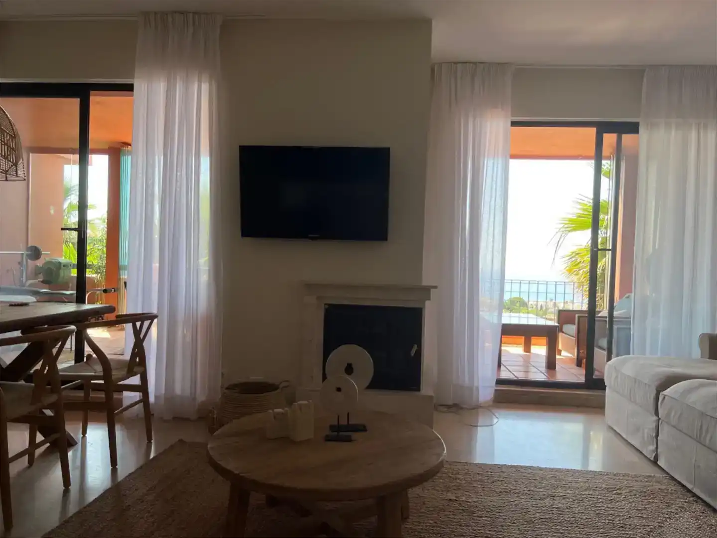Sala d'estar de Apartament en venda en Mijas amb Aire condicionat i Piscina