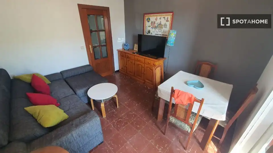 Sala d'estar de Pis per a compartir en El Masnou amb Aire condicionat, Calefacció i Moblat