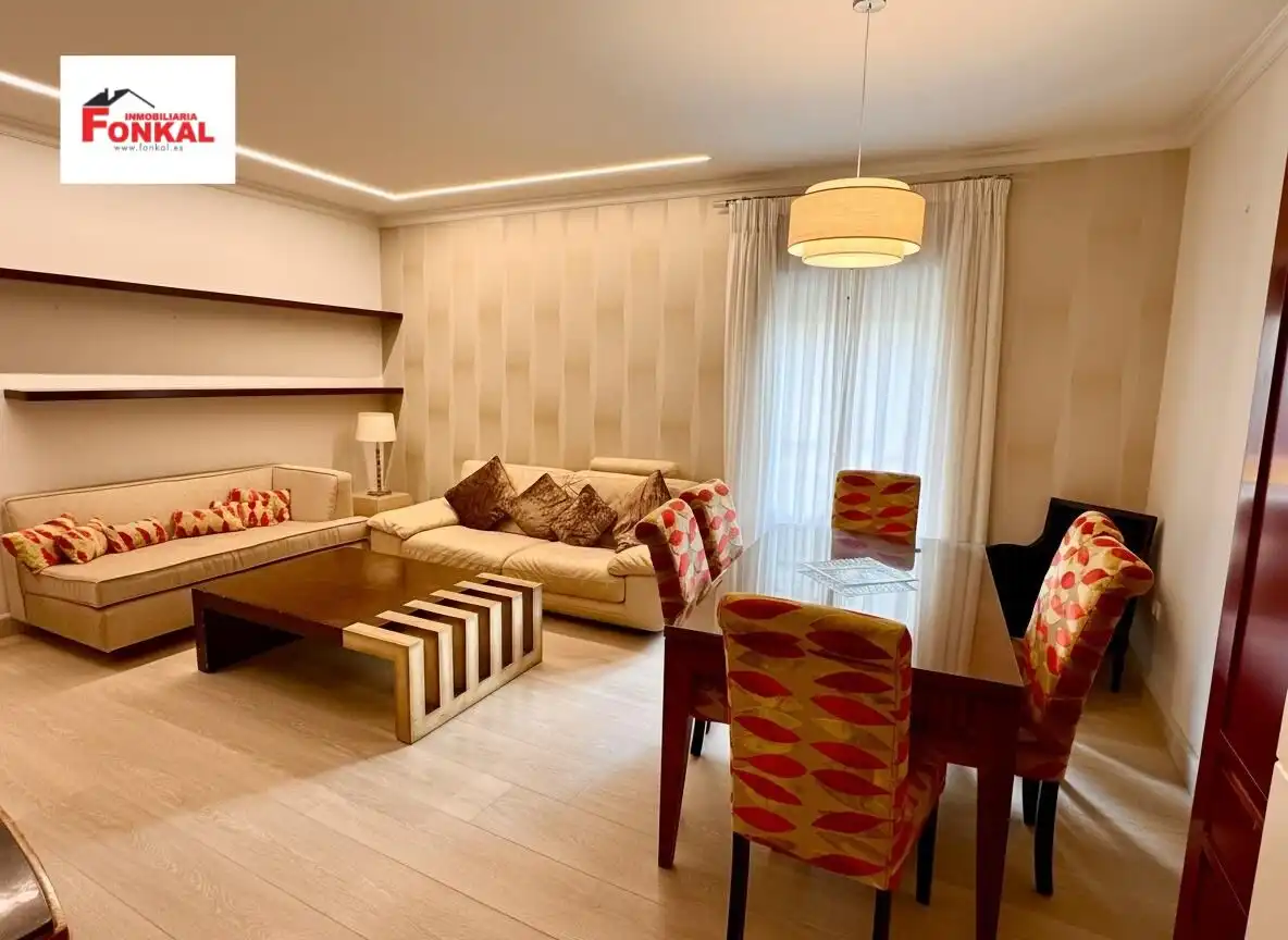 Living room of Flat for rent in Jerez de la Frontera  with Air Conditioner, Furnished and Balcony