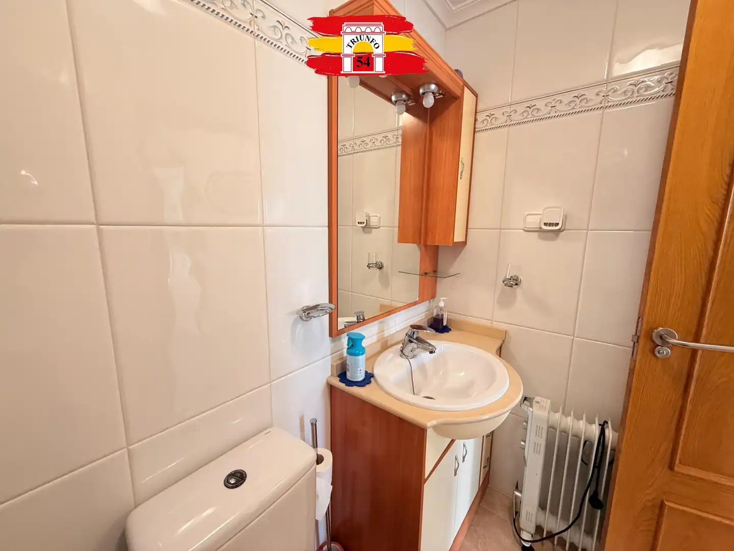 Baño de Piso en venta en Pilar de la Horadada con Aire acondicionado, Jardín privado y Terraza