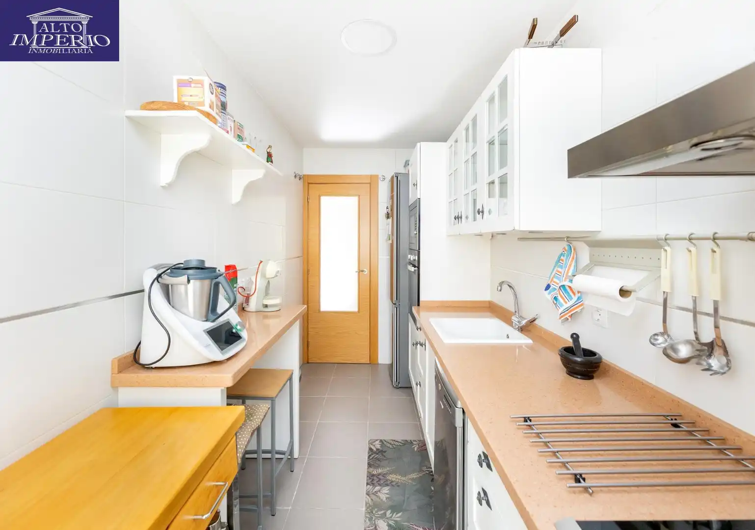 Cocina de Piso en venta en Granada con Aire acondicionado, Calefacción y Trastero