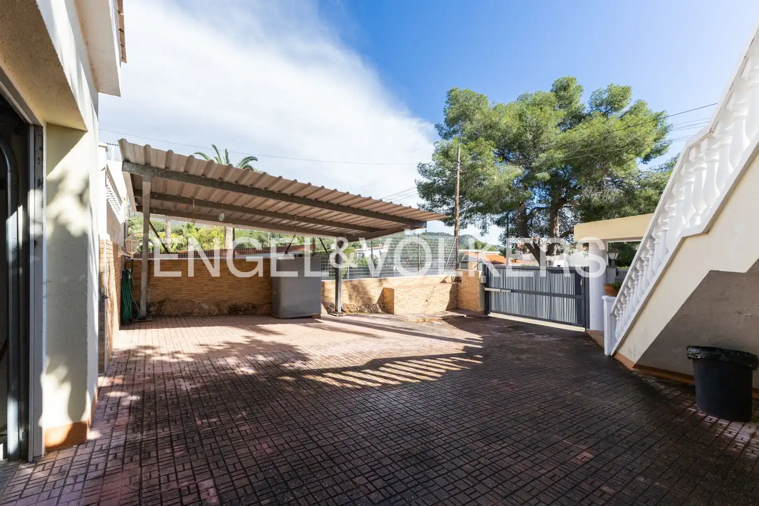 Vista exterior de Finca rústica en venta en Benicasim / Benicàssim con Calefacción, Jardín privado y Terraza