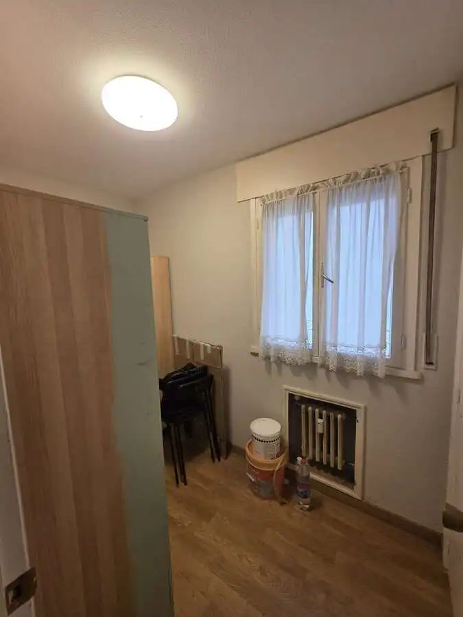 Habitación de Piso en venta en Avilés con Calefacción, Terraza y Trastero