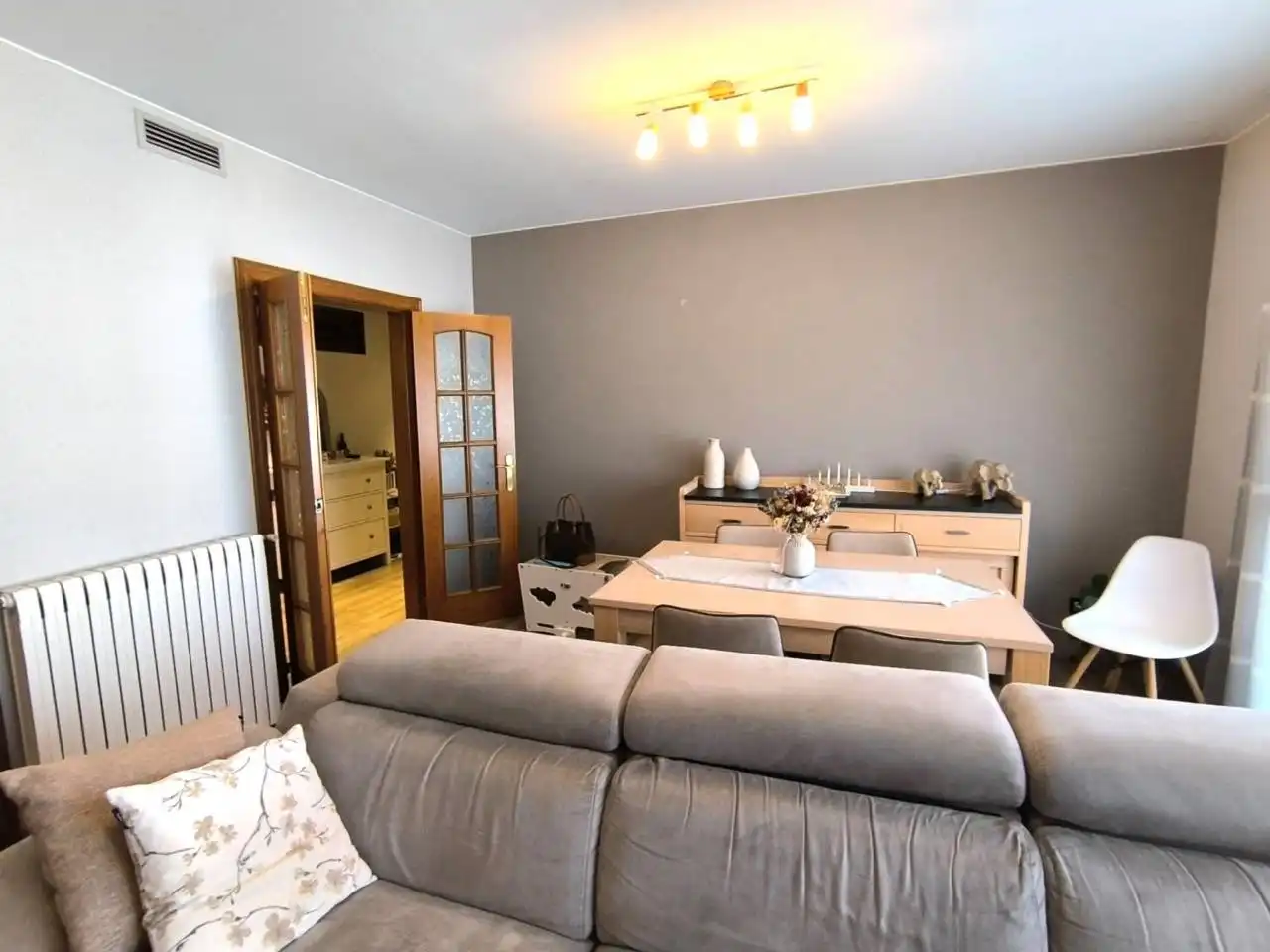 Sala de estar de Piso en venta en Terrassa con Aire acondicionado, Calefacción y Parquet