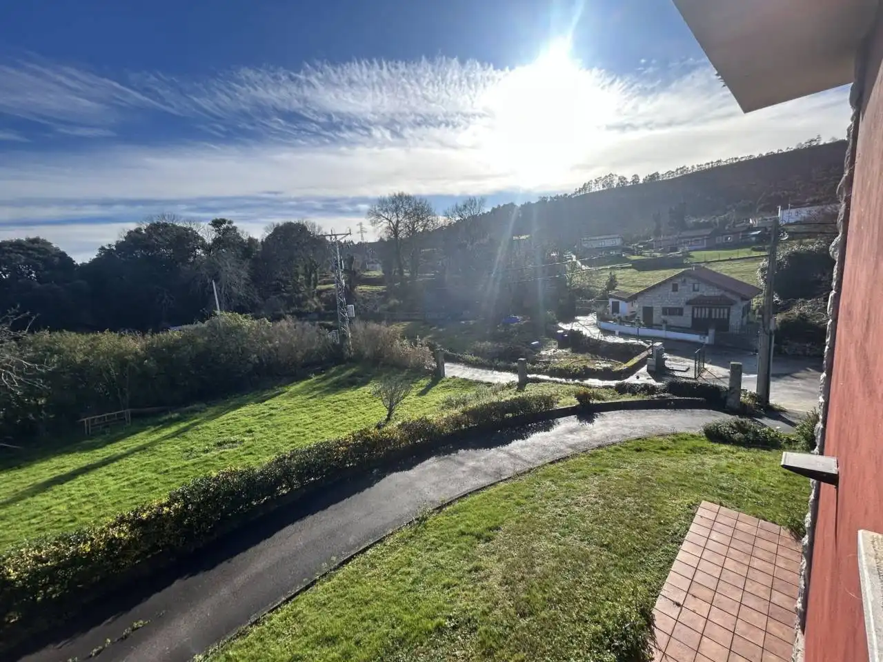 Außenansicht von Haus oder Chalet zum Verkauf in Llanes mit Heizung, Privatgarten und Terrasse