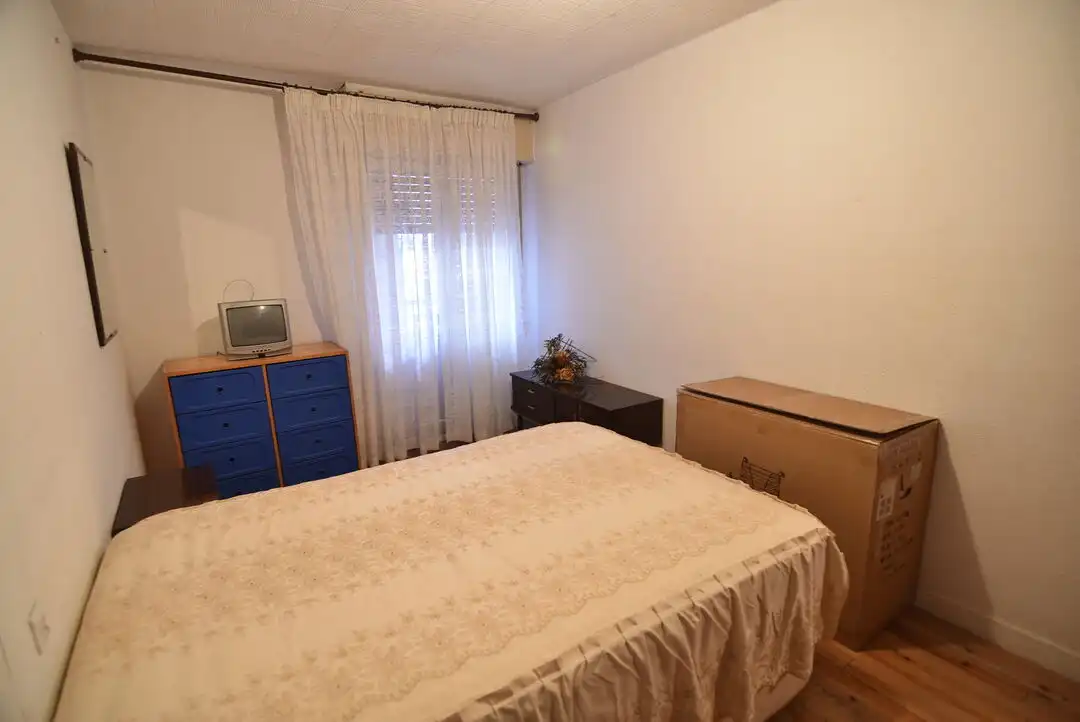 Habitación de Piso en venta en Ermua con Amueblado y Balcón