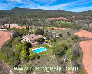 Jardí de Finca rústica en venda en Sant Salvador de Guardiola amb Terrassa i Piscina