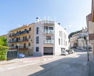 Exterior view of Single-family semi-detached for sale in Población de Arroyo  with Air Conditioner, Heating and Terrace