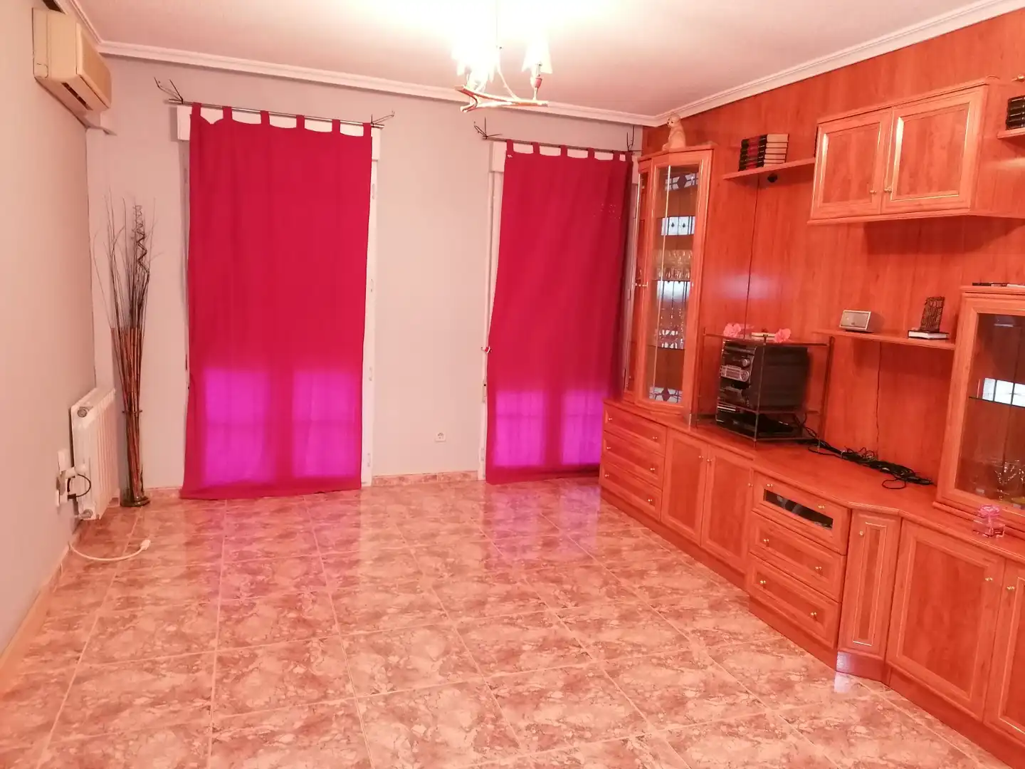 Sala d'estar de Pis en venda en Casco Antiguo Norte