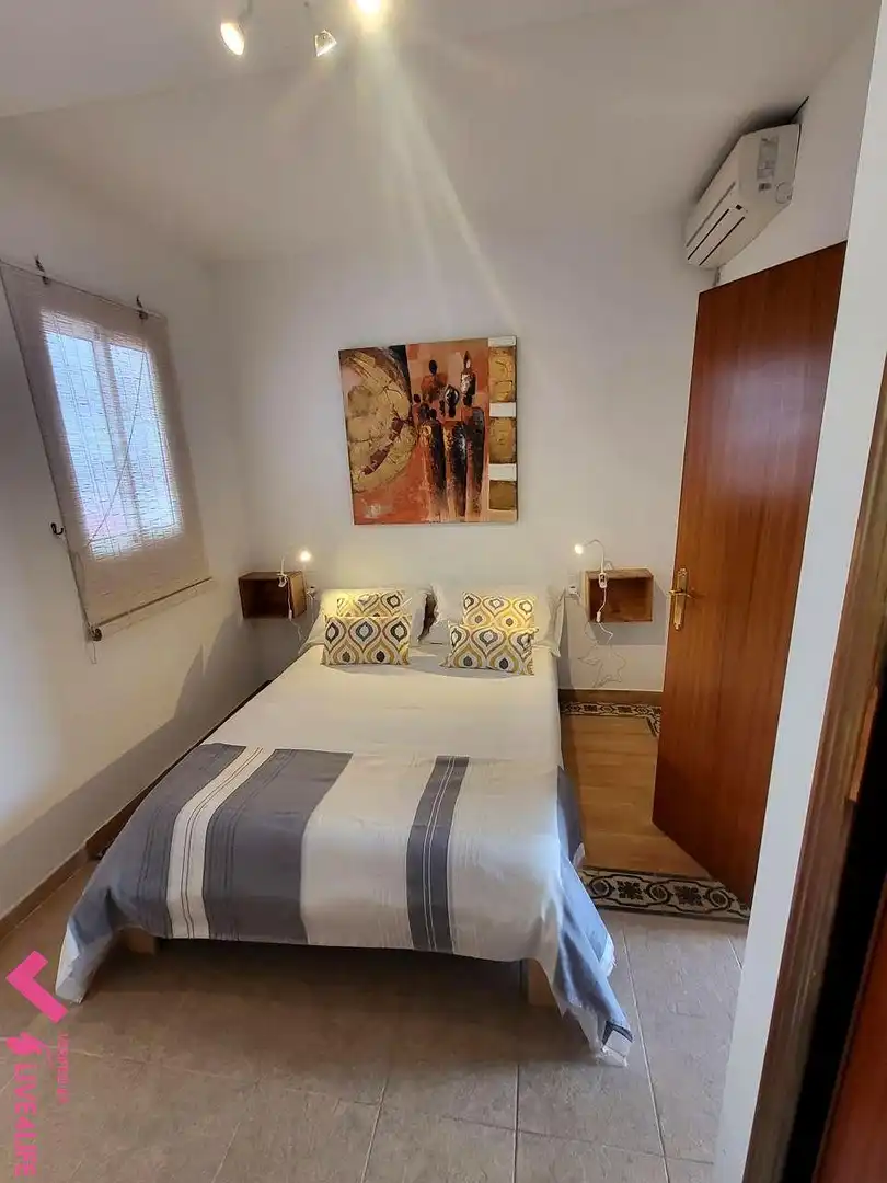 Bedroom of Attic for rent in Sevilla  with Air Conditioner, Terrace and Furnished