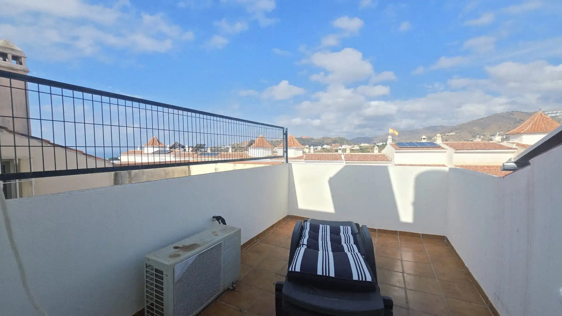 Reihenhaus mit Terrasse zum Verkauf in Avenida del Golf, imagen 26