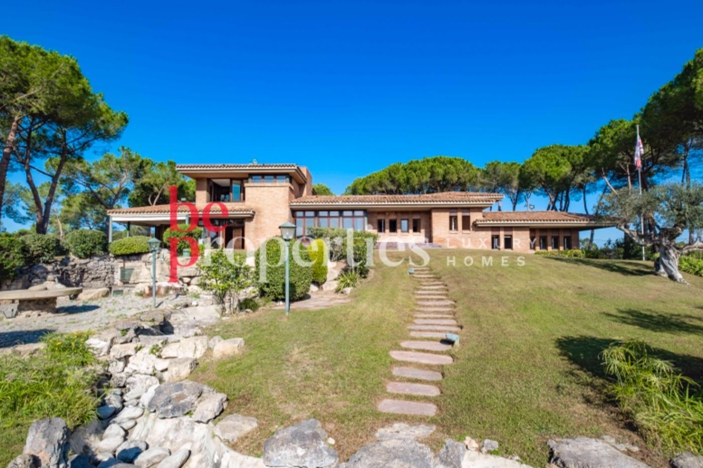 Garden of House or chalet for sale in Cerdanyola del Vallès  with Air Conditioner, Heating and Private garden