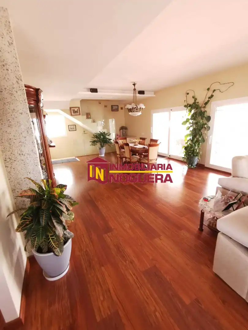 Casa o xalet en venda en Écija amb Aire condicionat, Calefacció i Jardí privat