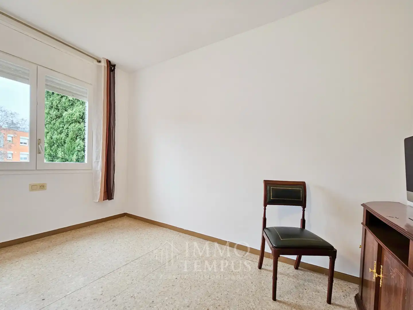 Habitación de Casa adosada en venta en Sant Cugat del Vallès con Jardín privado, Parquet y Terraza