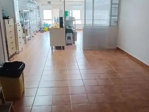 Local en venda en Huelva amb Aire condicionat, Calefacció i Moblat