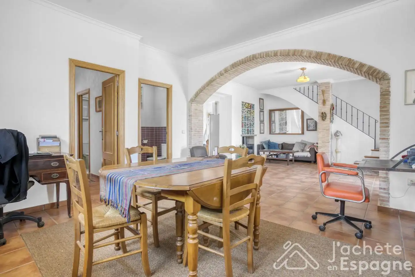 Country house with pool for sale in Plaça Poligono 13, imagen 6