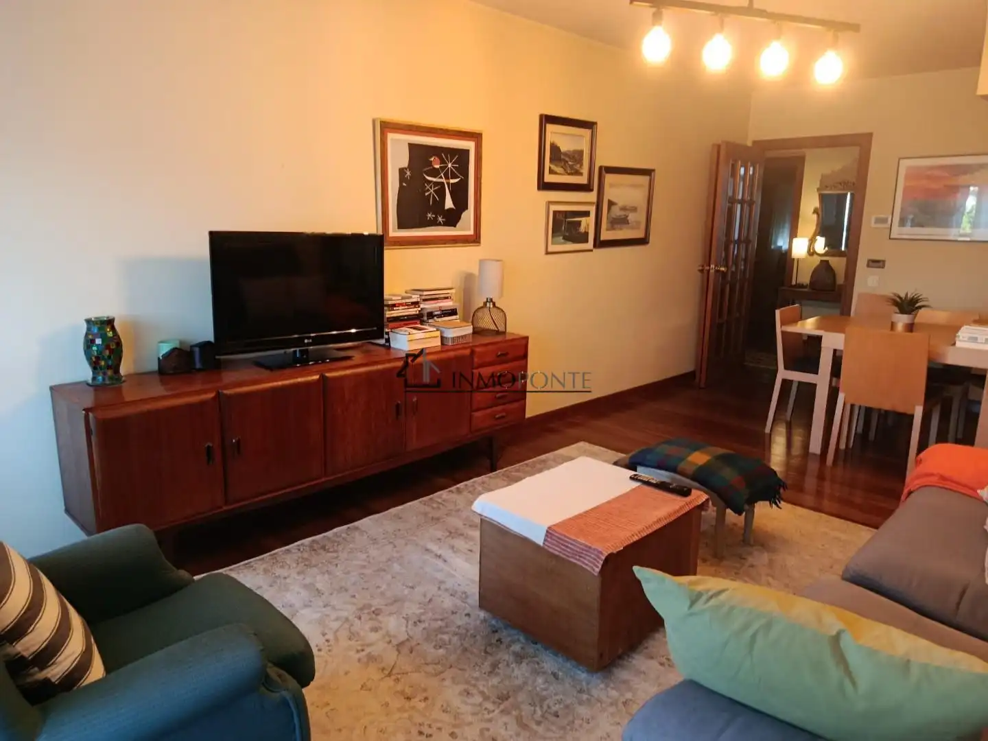 Living room of Flat for sale in Pontevedra Capital   with Heating and Storage room