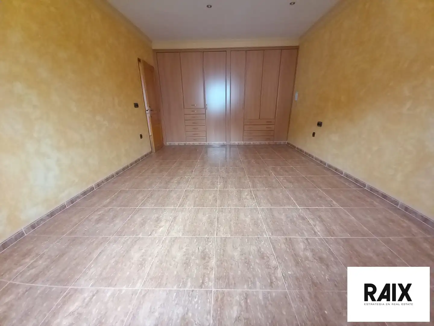 Casa o chalet en venta en Alzira con Calefacción, Piscina y Balcón