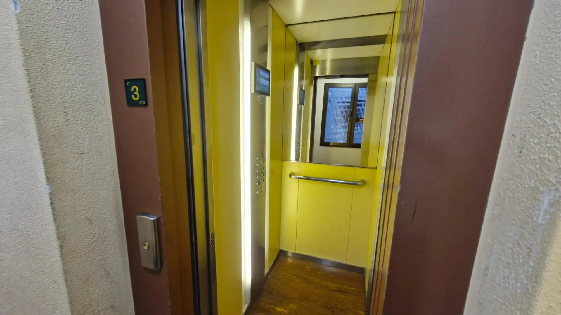Flat for sale in Erandio