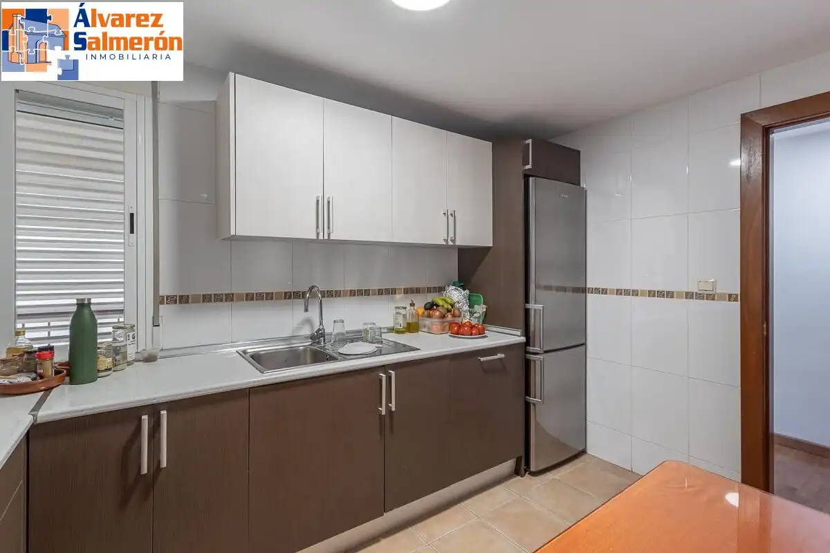 Flat with lift for sale in Barrio de la Vega, imagen 11