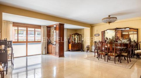 Foto 3 de Apartamento en venta en Avenida de la República Argentina, Los Remedios, Sevilla