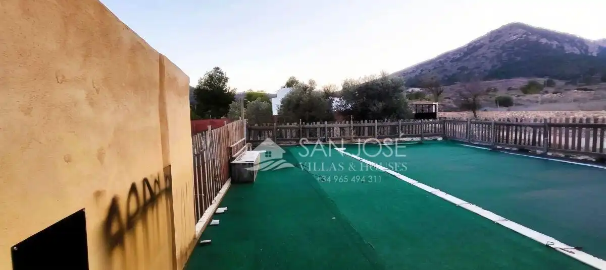 Terrassa de Casa o xalet en venda en Monóvar  / Monòver amb Calefacció, Traster i Piscina