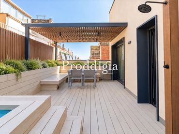 Àtic amb piscina en venda a Sors