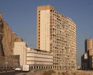 Vista exterior de Apartament en venda en Alicante / Alacant amb Aire condicionat