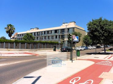 Adossat amb balcó en venda a Poniente-Norte - Miralbaida - Parque Azahara