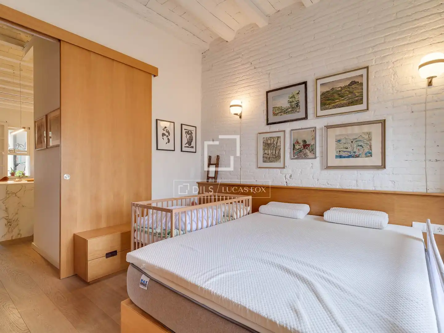 Schlafzimmer von Wohnung zum Verkauf in Barcelona mit Klimaanlage, Heizung und Parkett