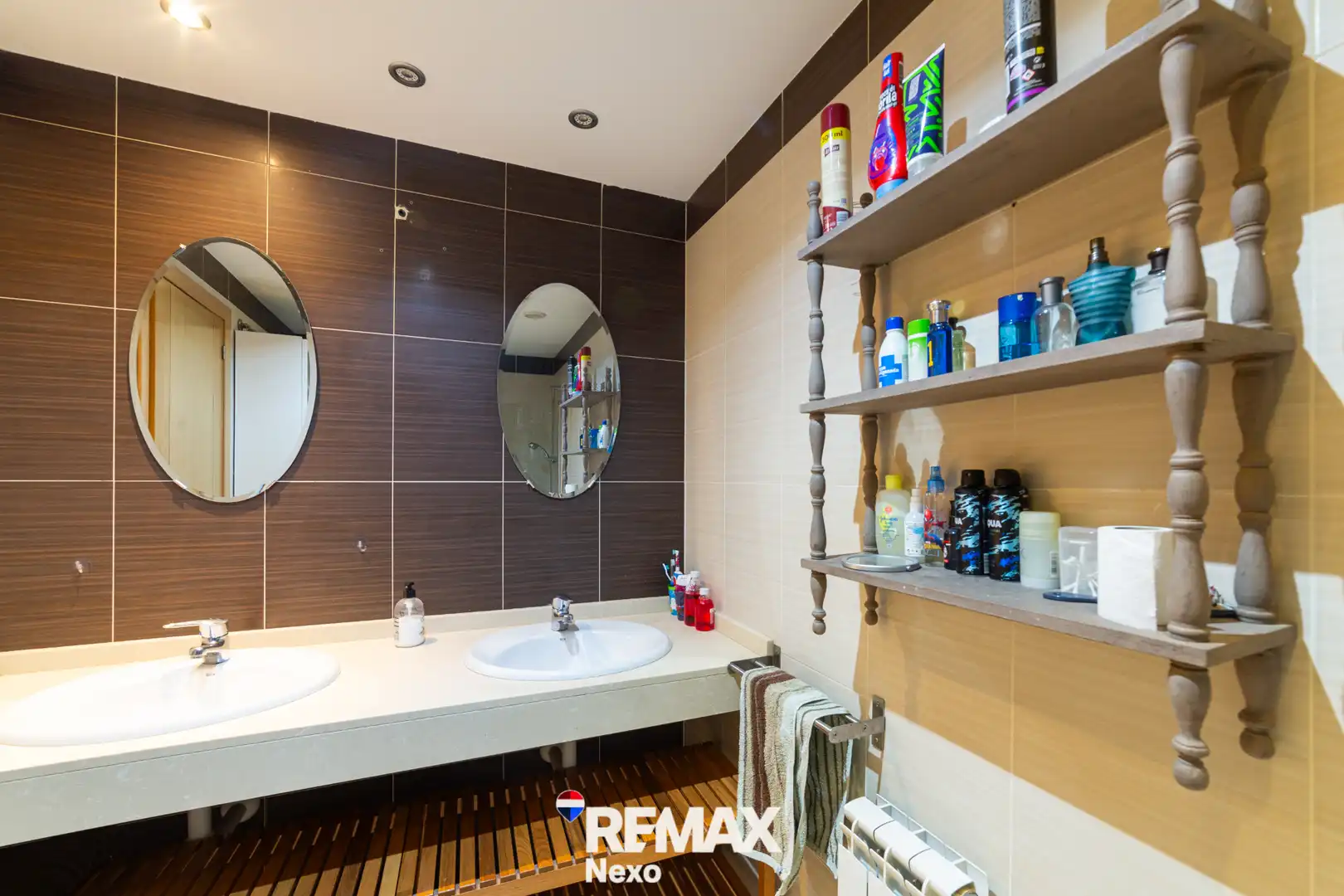 Baño de Piso en venta en Arroyo de la Encomienda con Calefacción, Parquet y Terraza