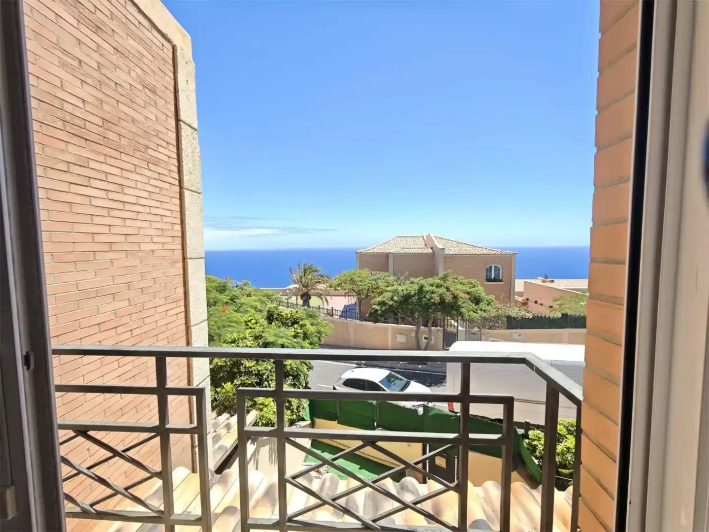 Vista exterior de Casa o chalet en venta en El Rosario con Jardín privado, Trastero y Piscina