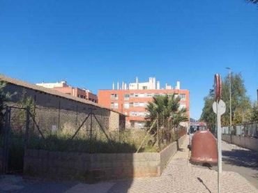Terreno industriale in vendita a Carrer Sant Vicent 63