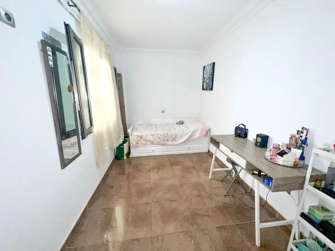 Dormitori de Pis en venda en Santa Lucía de Tirajana amb Aire condicionat i Terrassa