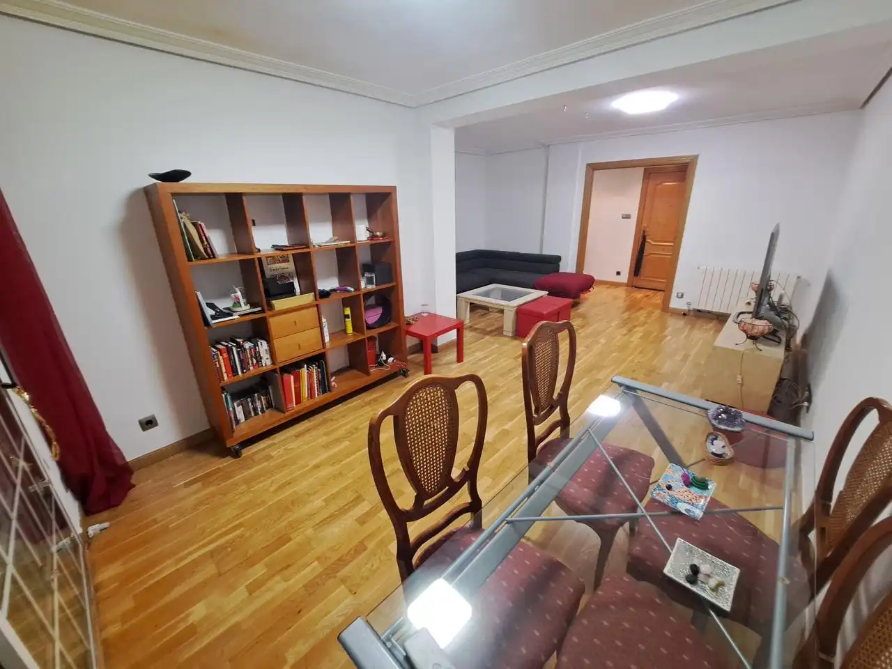 Living room of Flat for sale in Zaragoza  with Air Conditioner, Heating and Parquet flooring