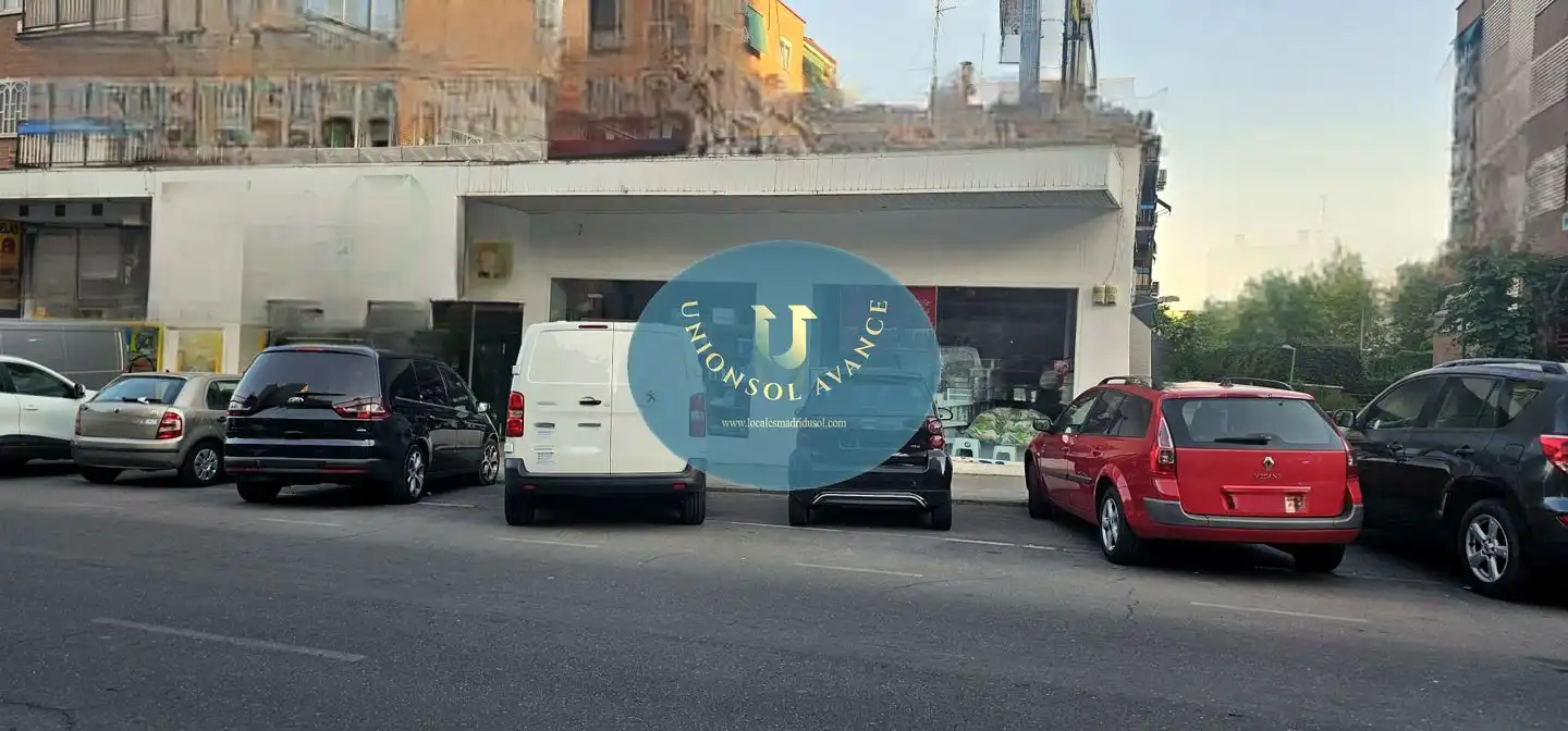 Local comercial en venda a Tetuán